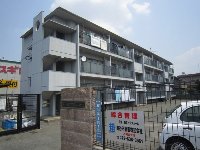 物件外観写真3　(駐車場)