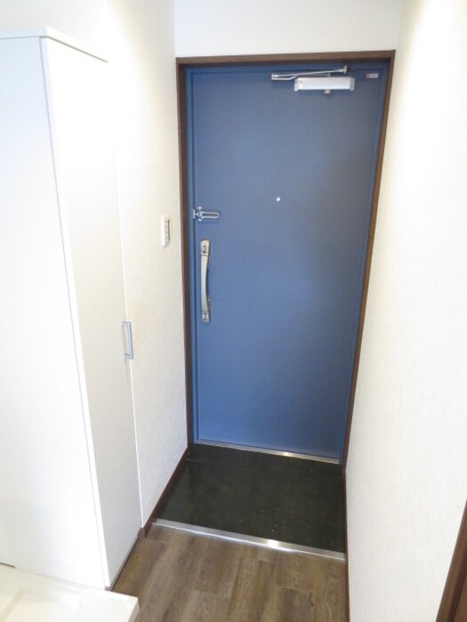 物件内観写真13　(玄関)