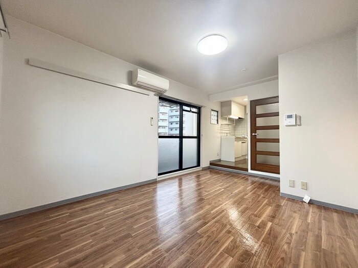 物件内観写真12　(居室)