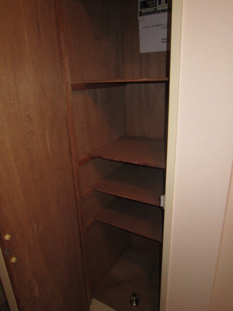 物件内観写真8　(収納)