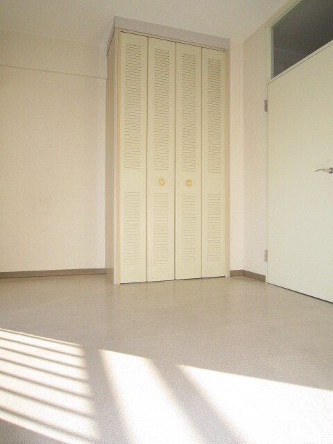 物件内観写真11　(居室)