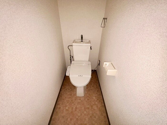 物件内観写真13　(トイレ)