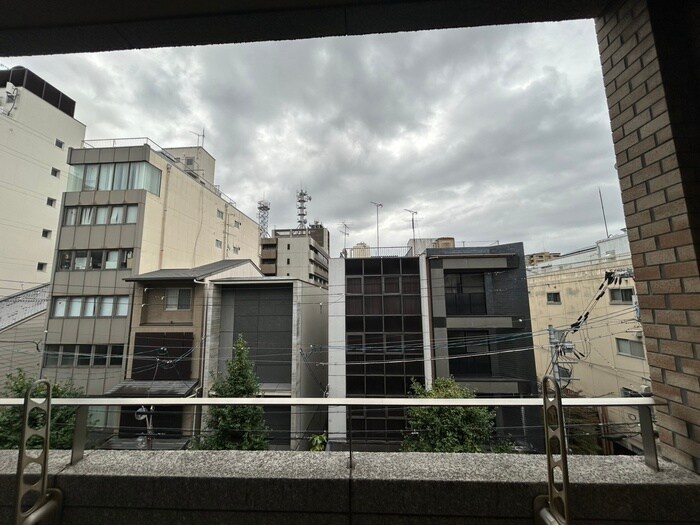 物件内観写真15　(室内からの展望)