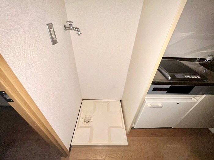 物件内観写真18　(洗濯機置場)