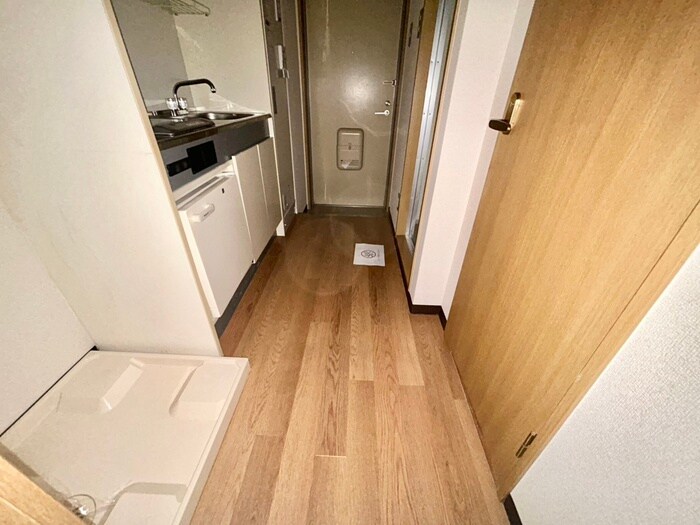 物件内観写真19　(廊下)