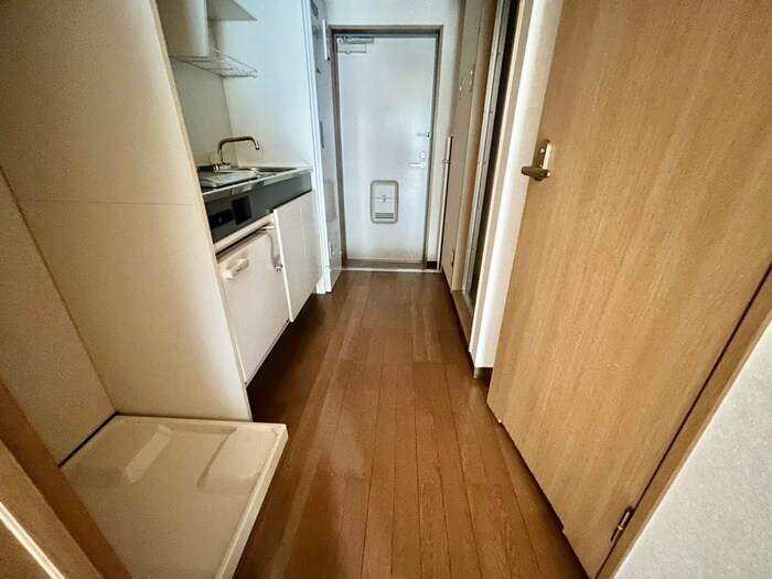 物件内観写真20　(廊下)