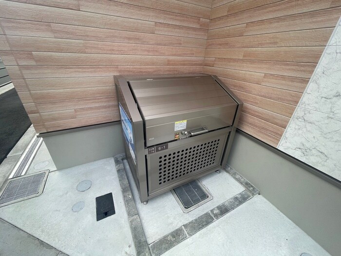 物件外観写真4　(建物設備)