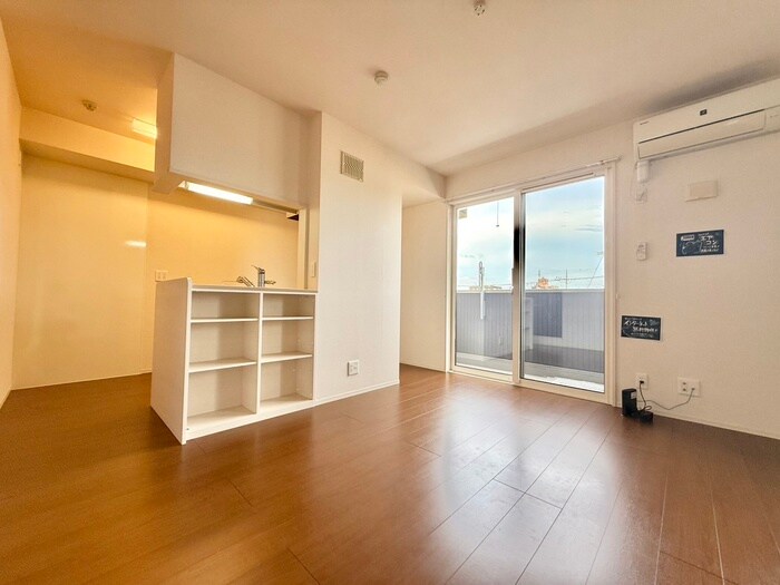 物件内観写真7　(居室)