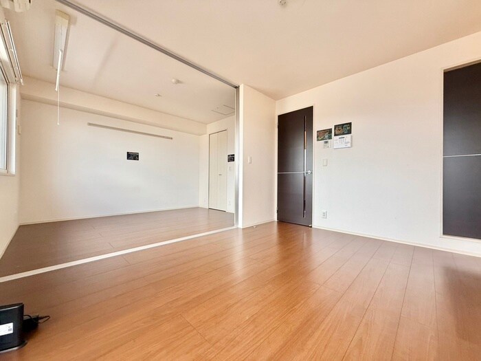 物件内観写真8　(居室)