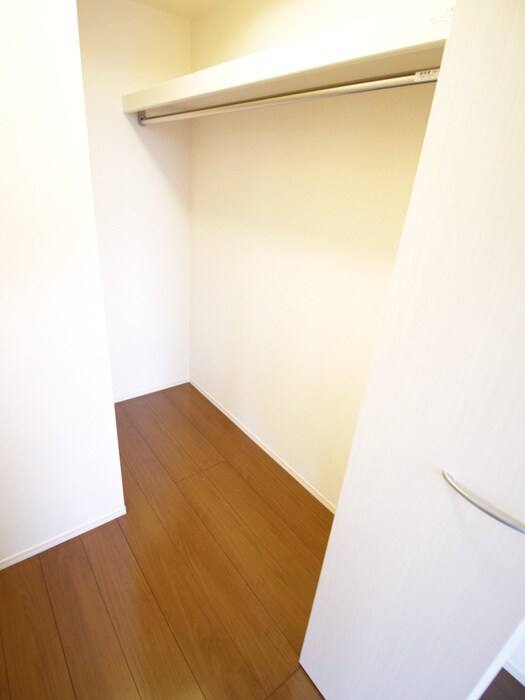 物件内観写真10　(収納)