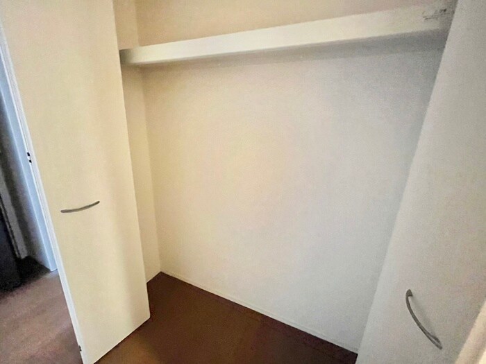 物件内観写真22　(収納)