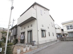 ガーデンタウン学文殿B棟外観写真