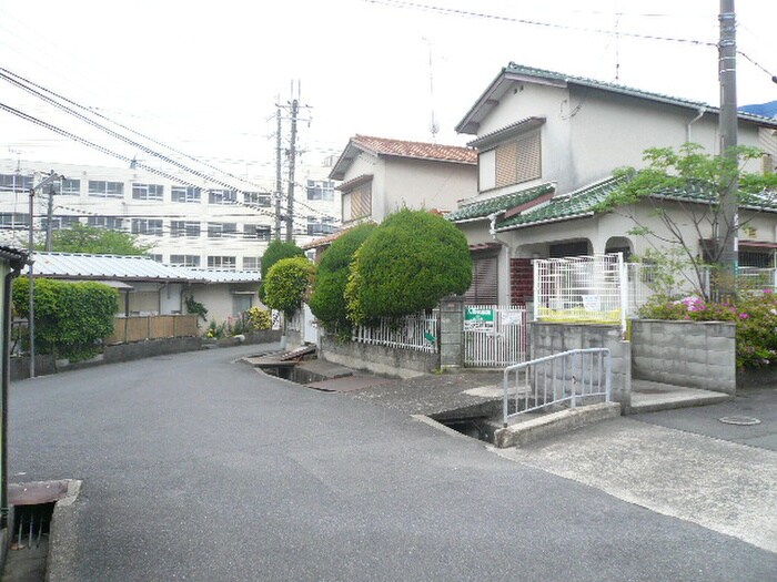 物件外観写真6　(周辺環境)