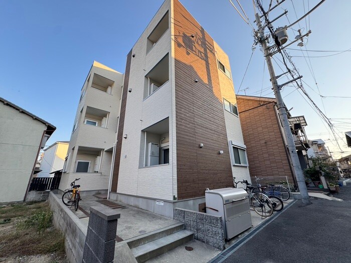 物件外観写真1　(外観写真)