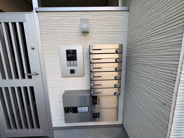 物件外観写真4　(建物設備)