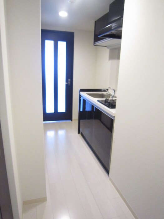 物件内観写真12　(廊下)