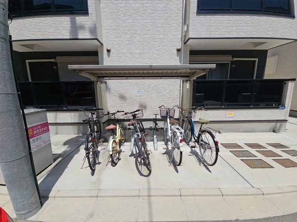 駐輪場