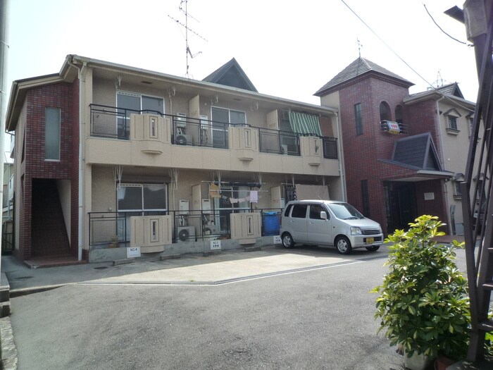 物件外観写真2　(外観写真)