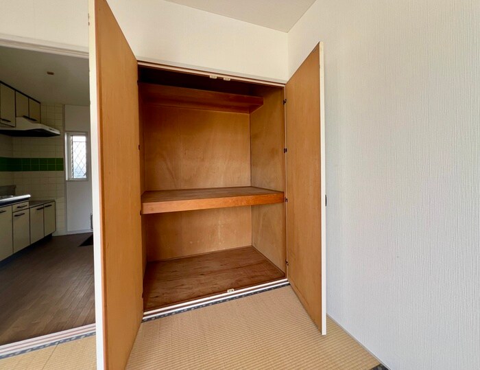 物件内観写真11　(収納)
