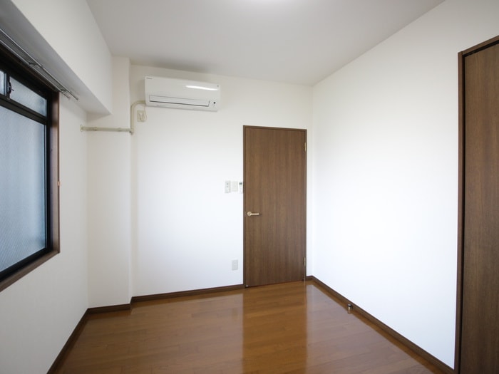 物件内観写真10　(居室)