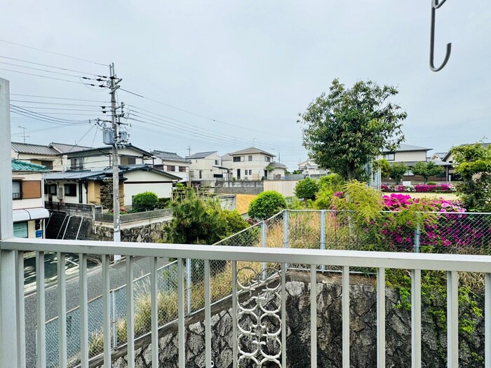 物件内観写真22　(室内からの展望)