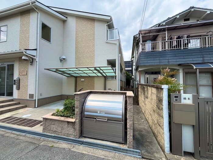 物件外観写真4　(建物設備)