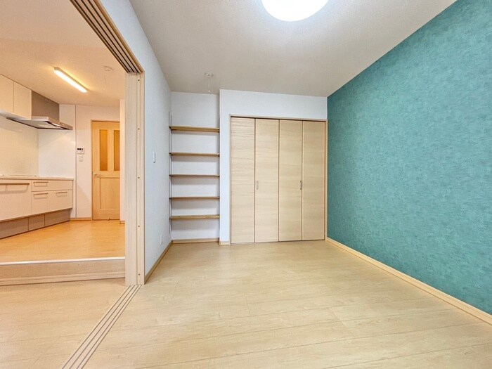 物件内観写真10　(居室)