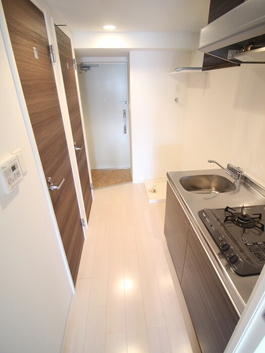 物件内観写真11　(廊下)