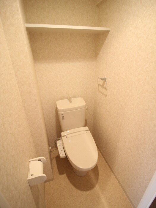 物件内観写真14　(トイレ)