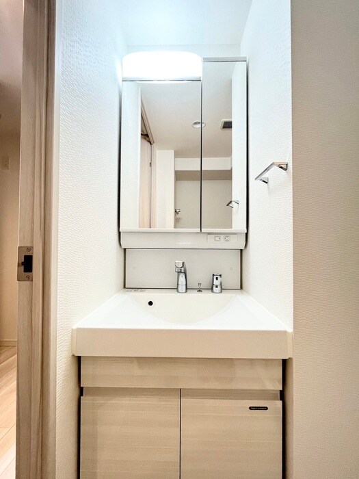 物件内観写真11　(洗面)