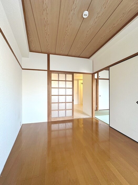 物件内観写真13　(居室)