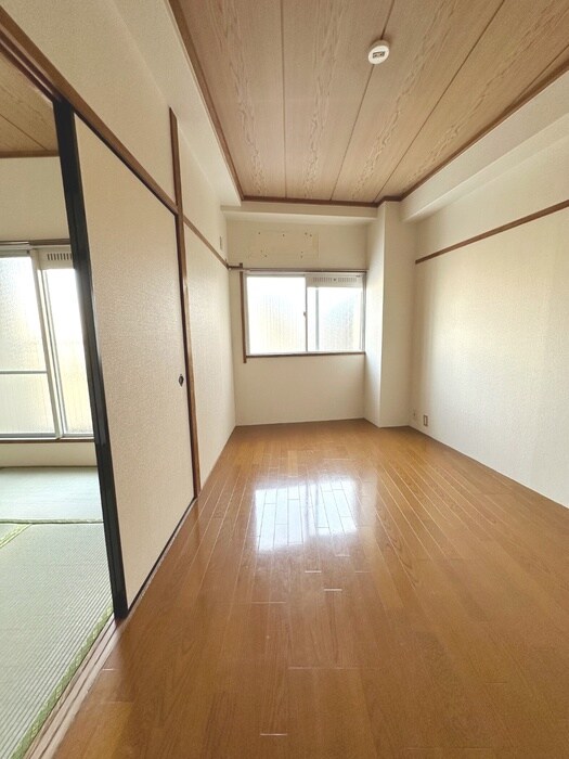 物件内観写真18　(居室)