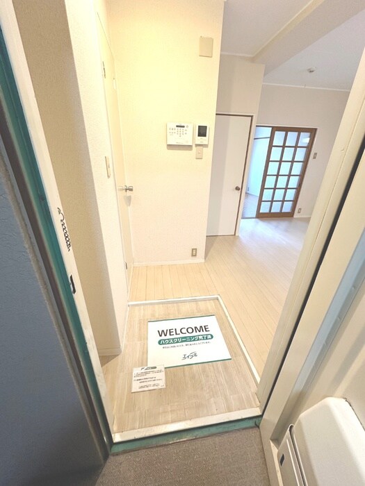 物件内観写真22　(玄関)