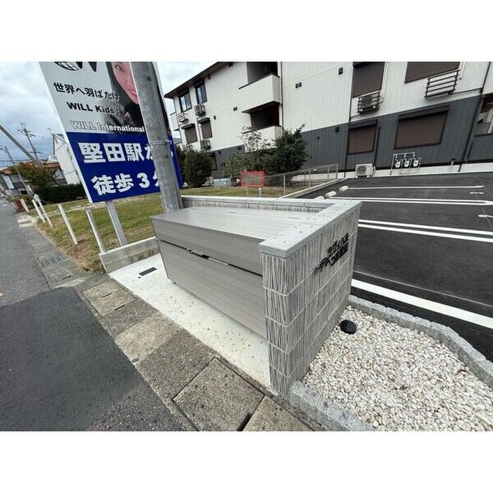 物件外観写真6　(建物設備)