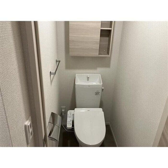 物件内観写真11　(トイレ)