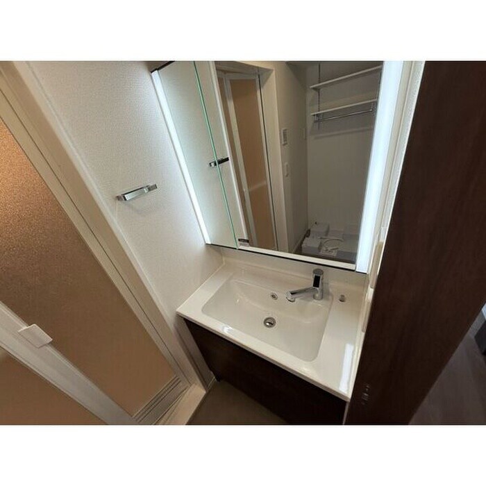 物件内観写真13　(洗面)