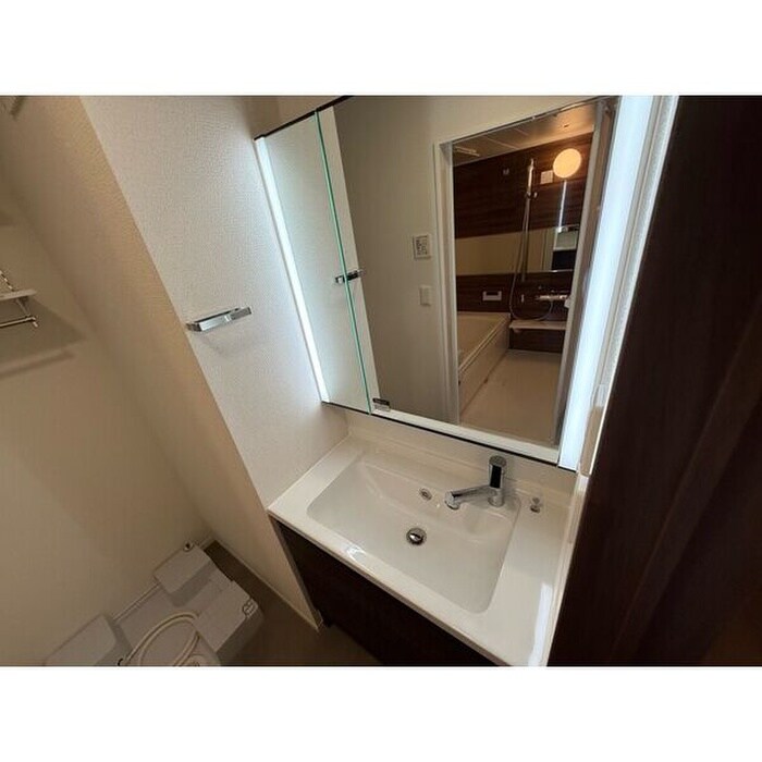 物件内観写真13　(洗面)