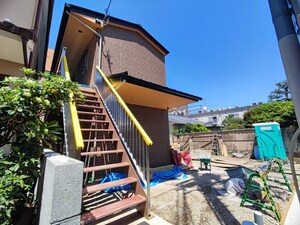 アヴェニール鞍馬口外観写真
