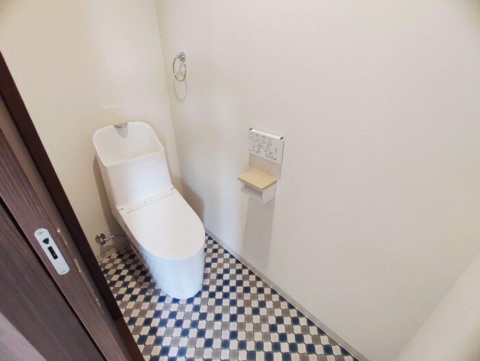 物件内観写真11　(トイレ)