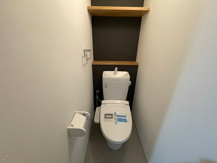 物件内観写真5　(トイレ)