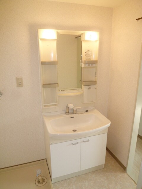 物件内観写真9　(洗面)