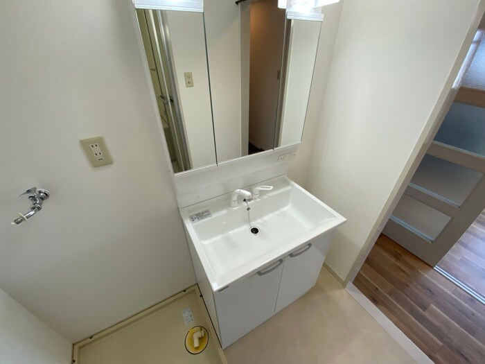 物件内観写真9　(洗面)