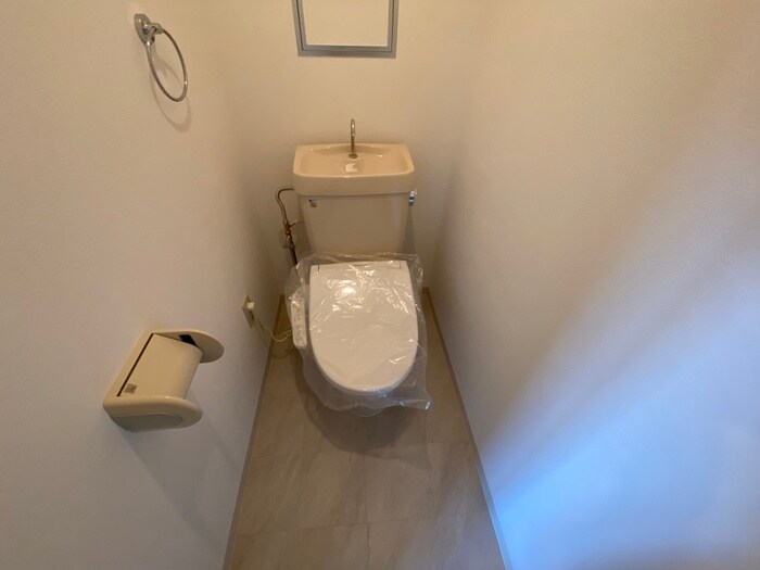 物件内観写真11　(トイレ)