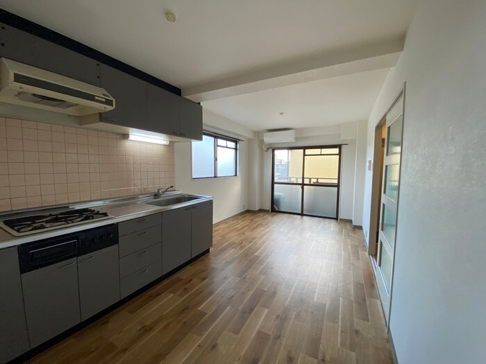 物件内観写真14　(居室)