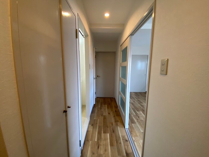 物件内観写真17　(廊下)