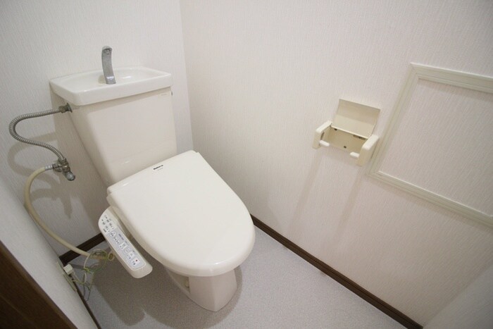 物件内観写真11　(トイレ)