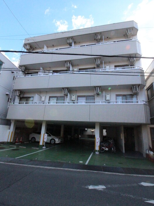 物件外観写真2　(外観写真)