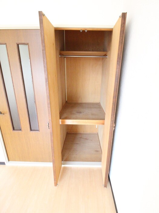 物件内観写真12　(収納)