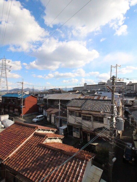 物件内観写真15　(室内からの展望)