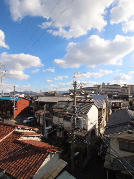 物件内観写真15　(室内からの展望)